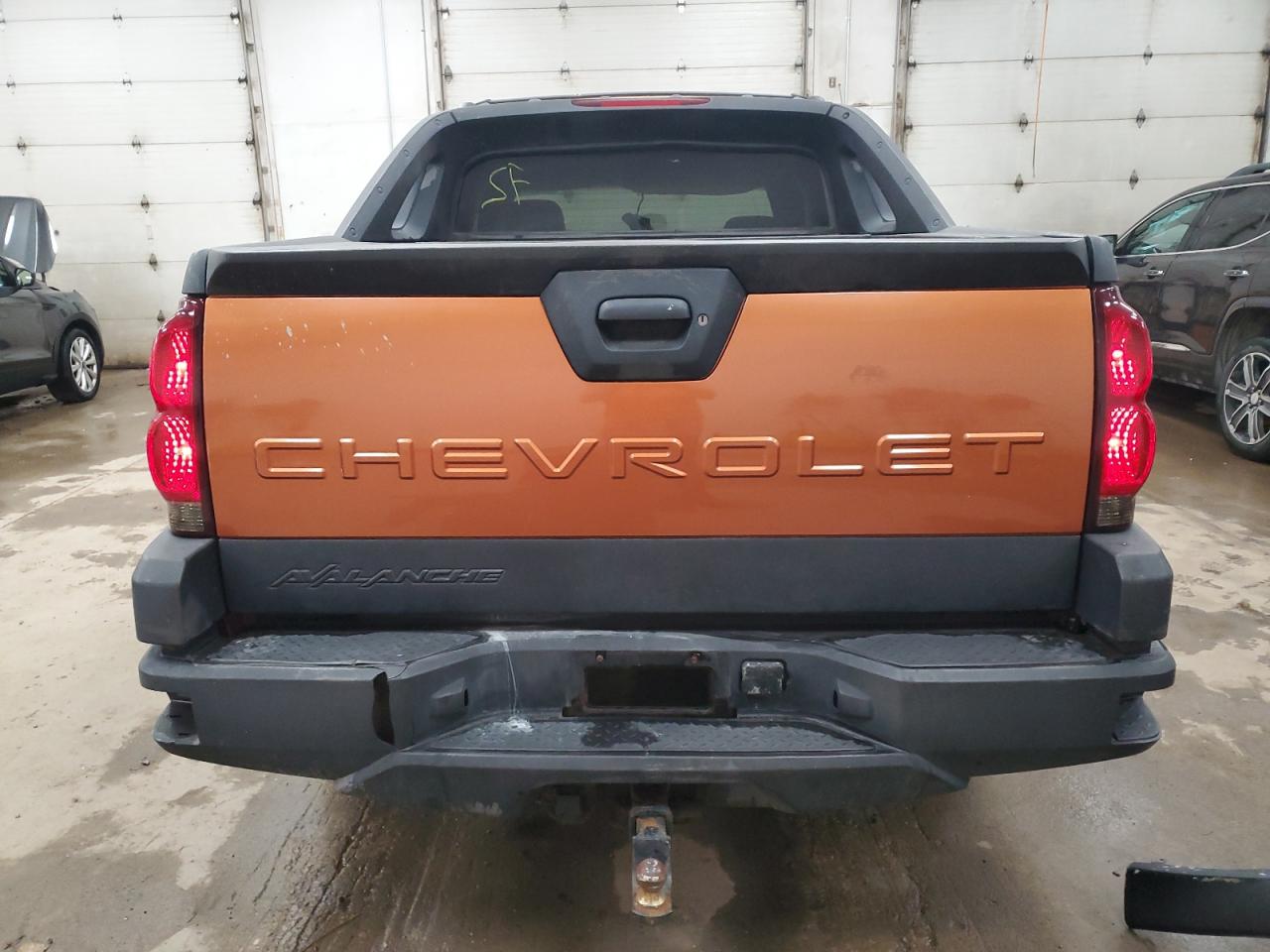 2005 Chevrolet Avalanche K1500 VIN: 3GNEK12T35G225603 Lot: 84571165