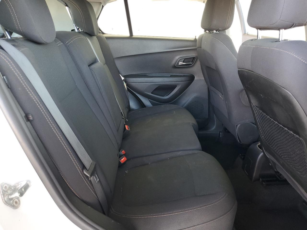 2019 Chevrolet Trax Ls VIN: 3GNCJKSB2KL398863 Lot: 86862105