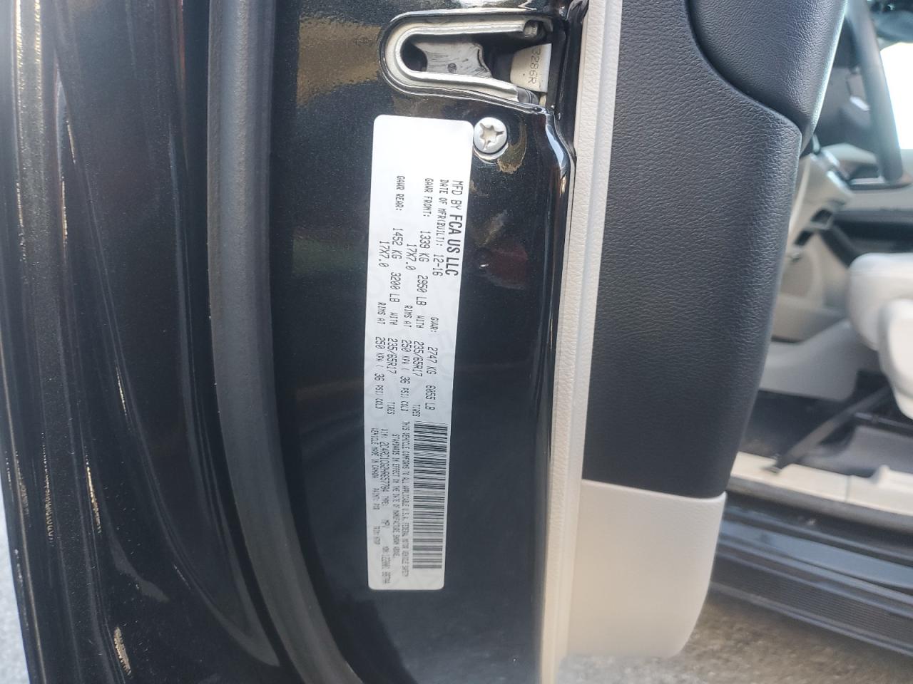 2017 Chrysler Pacifica Lx VIN: 2C4RC1CG2HR657784 Lot: 82326805