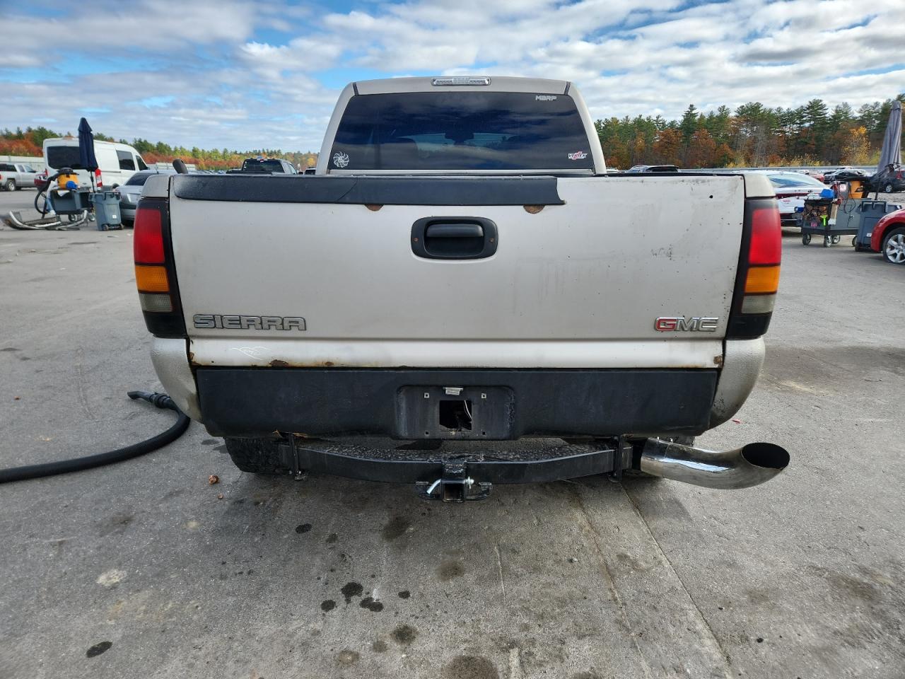 2005 GMC Sierra K2500 Heavy Duty VIN: 1GTHK23215F948689 Lot: 90541615