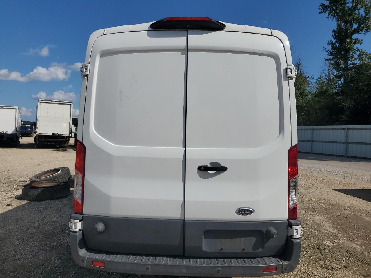 2018 Ford Transit T-250 VIN: 1FTYR2CM8JKB39835 Lot: 84973555