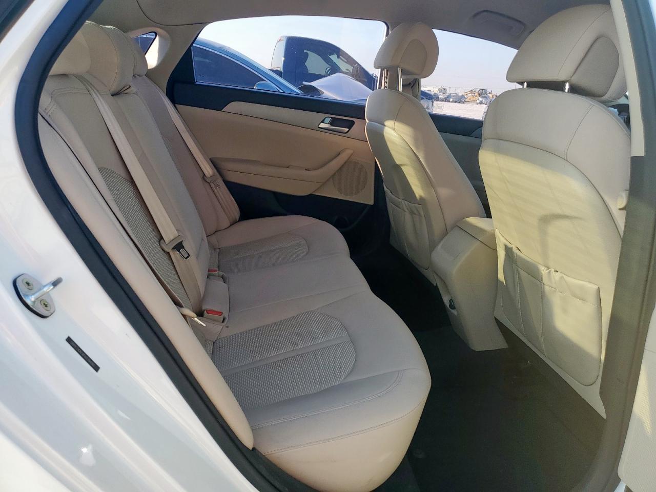 2015 Hyundai Sonata Se VIN: 5NPE24AFXFH176690 Lot: 81943365