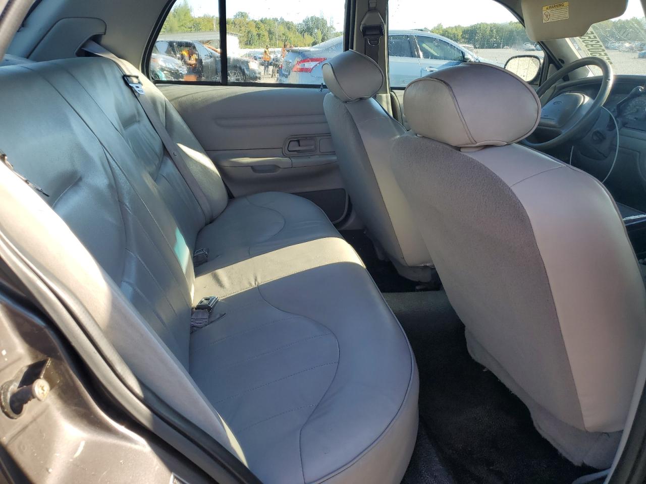 1998 Ford Crown Victoria Police Interceptor VIN: 2FAFP71W8WX146583 Lot: 85509355