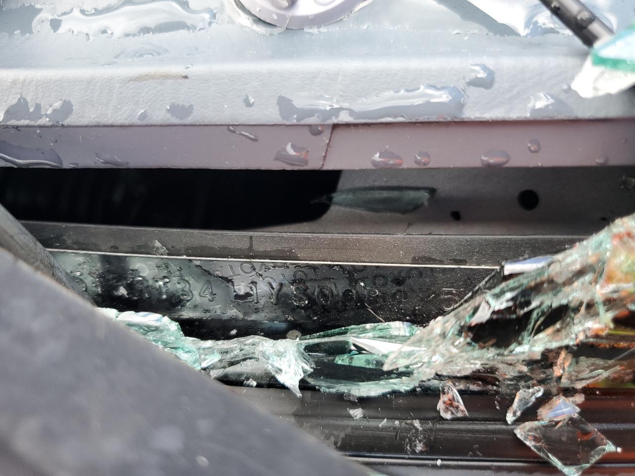 2000 Toyota Tundra Access Cab VIN: 5TBRT3411YS008175 Lot: 86179895