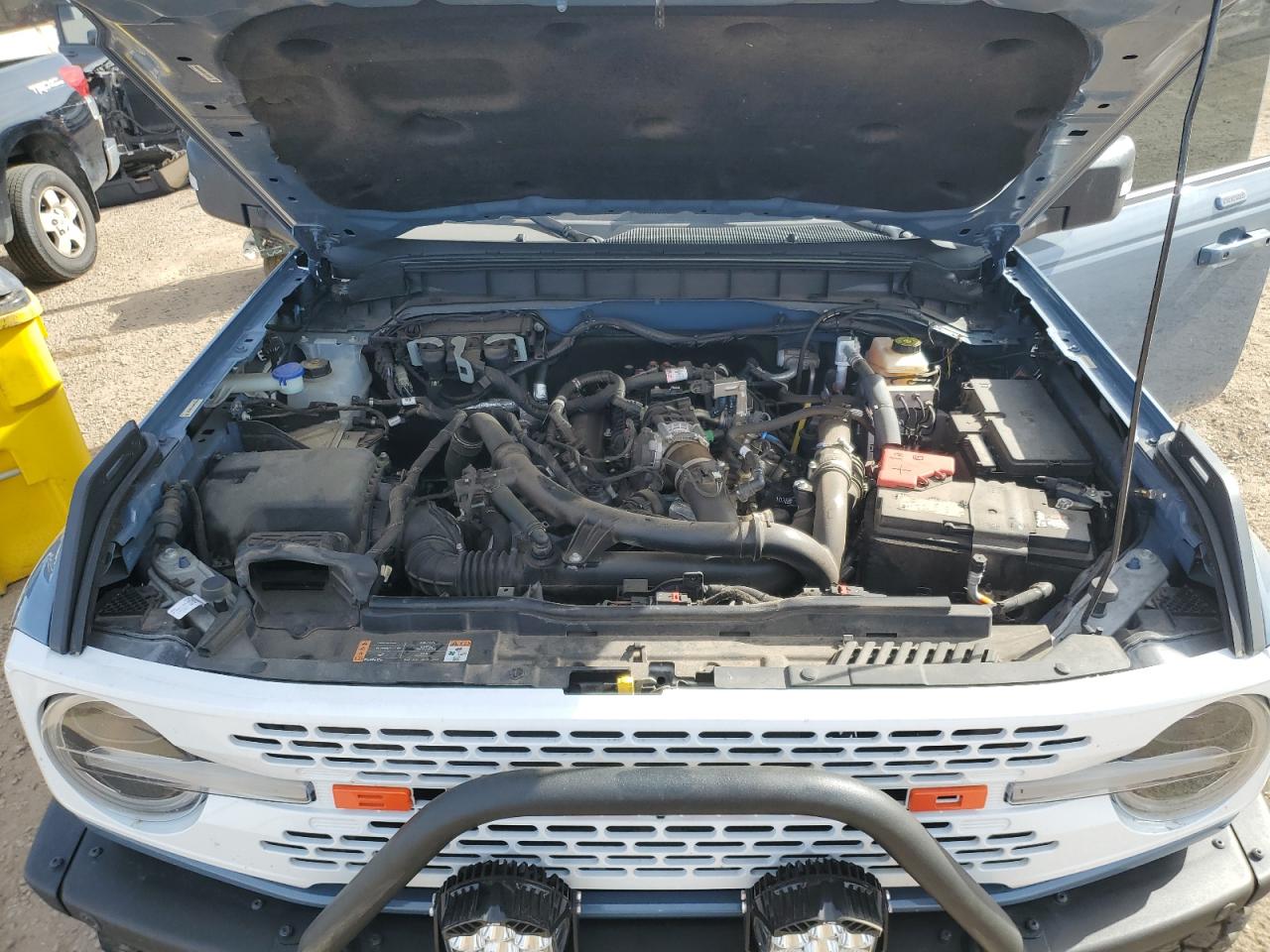 2023 Ford Bronco Base VIN: 1FMEE5DPXPLB37978 Lot: 90908135