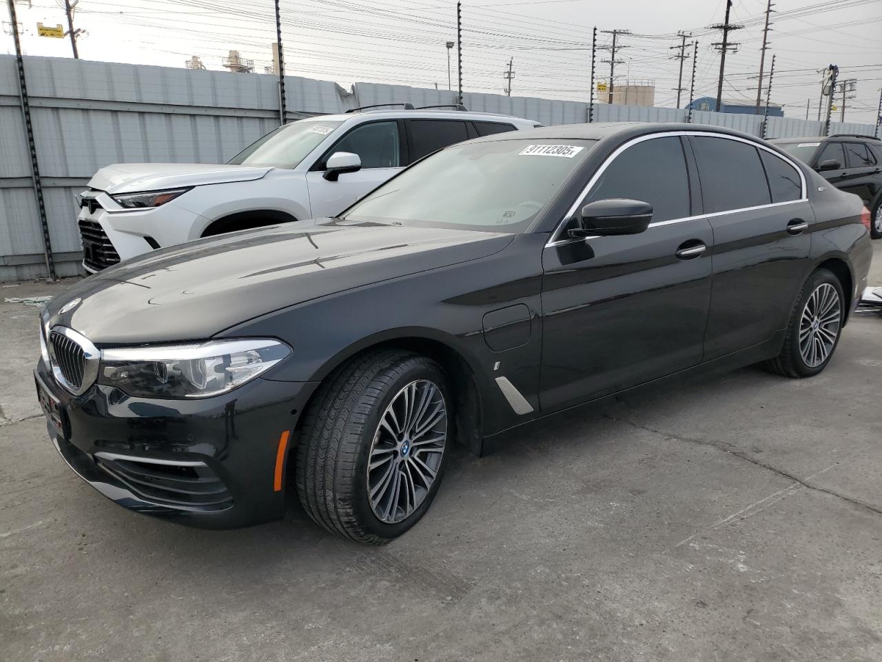2018 BMW 530E
