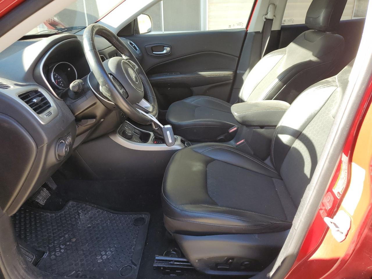 2019 Jeep Compass Latitude VIN: 3C4NJDBB6KT656122 Lot: 84554695