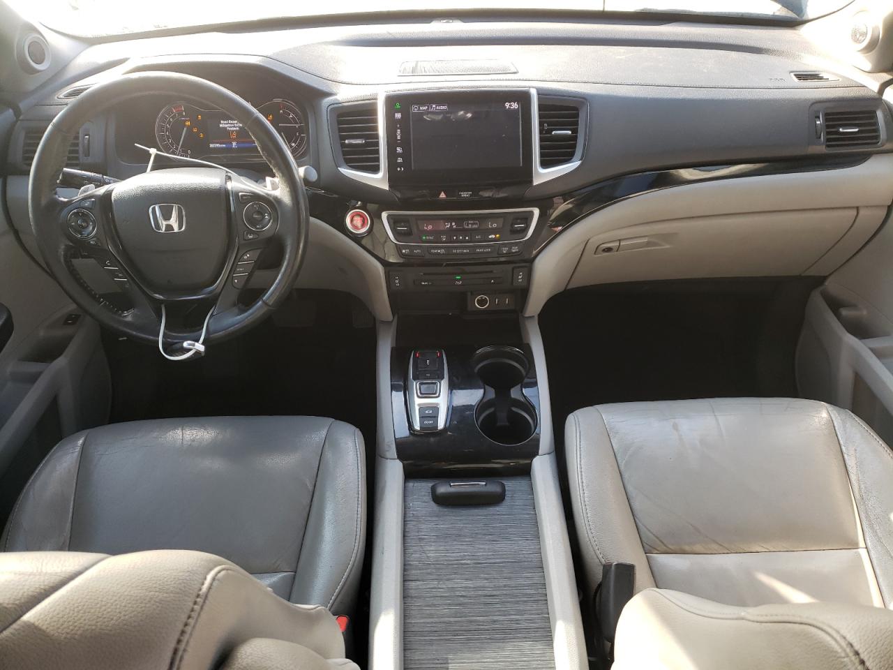 2016 Honda Pilot Touring VIN: 5FNYF6H92GB110843 Lot: 82545205