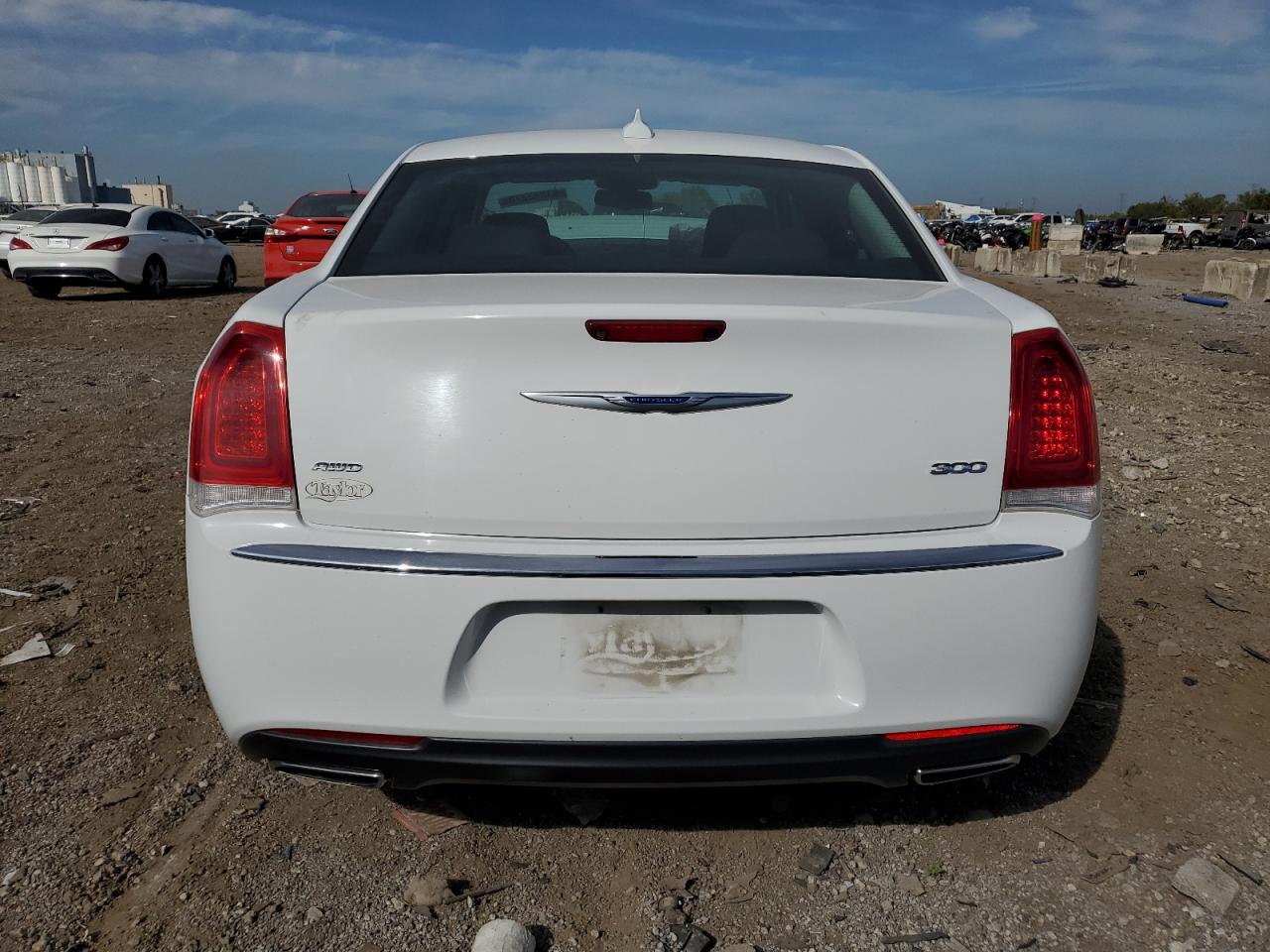 2018 Chrysler 300 Touring VIN: 2C3CCARG0JH324707 Lot: 81982275