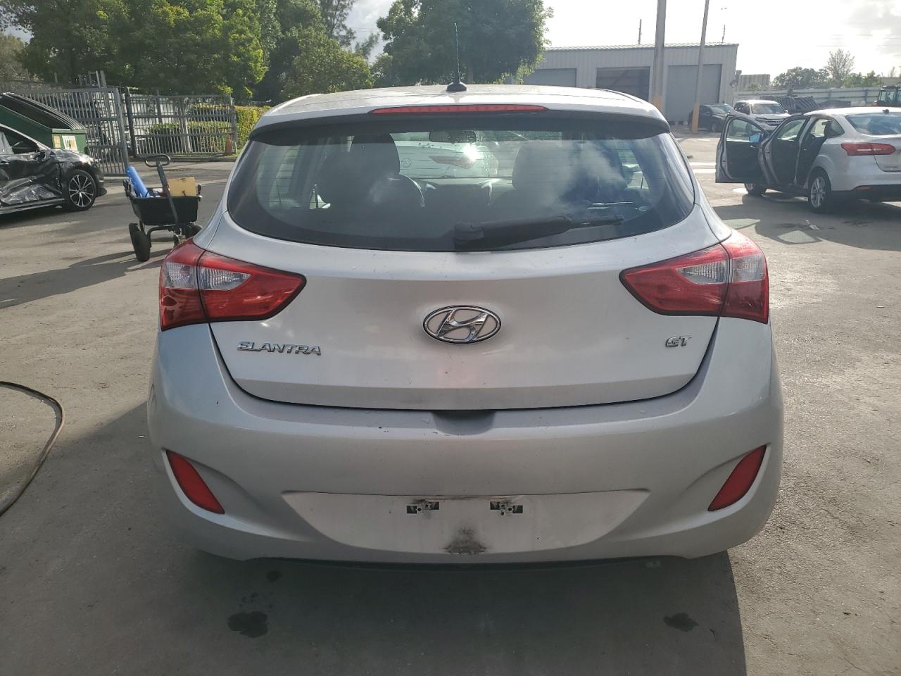 2017 Hyundai Elantra Gt VIN: KMHD35LH8HU353013 Lot: 87020795