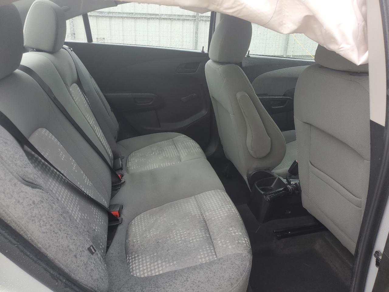 2019 Chevrolet Sonic Ls VIN: 1G1JB5SBXK4105451 Lot: 90468875