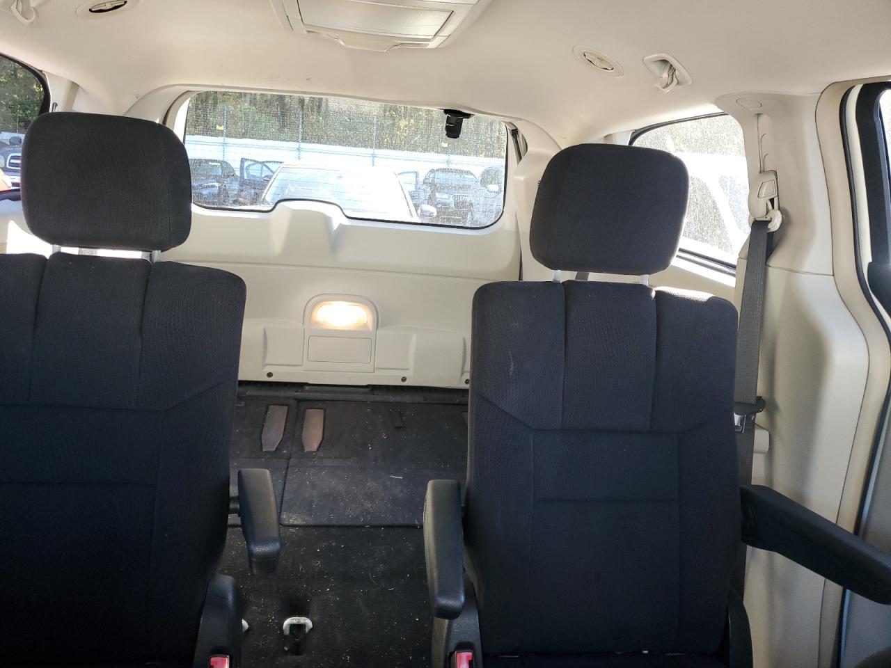 2011 Chrysler Town & Country Touring VIN: 2A4RR5DG8BR702796 Lot: 89484495