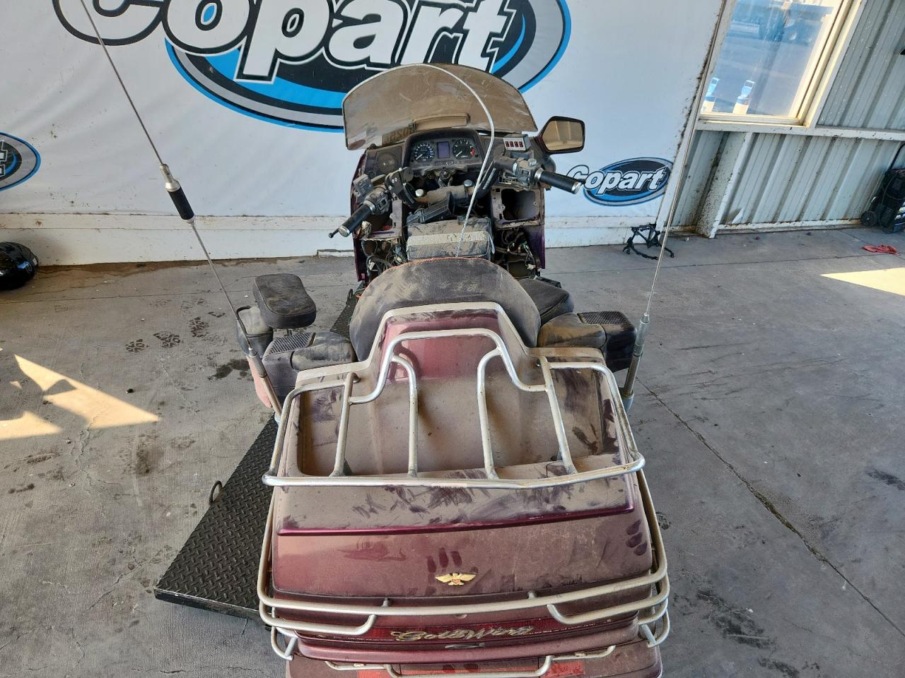 1989 Honda Gl1500 A/2 VIN: 1HFSC2203TA802832 Lot: 84820025