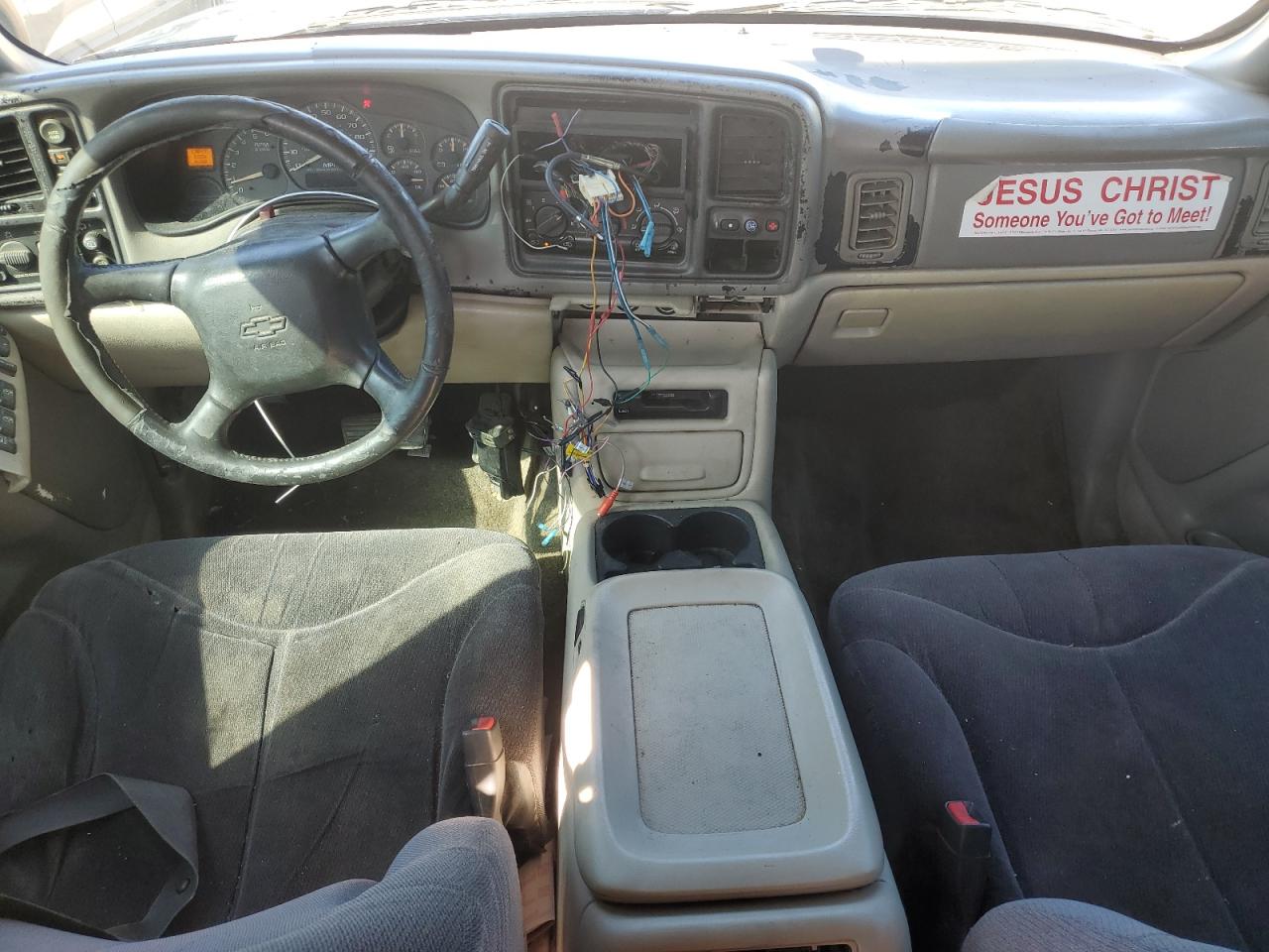 2002 Chevrolet Suburban K1500 VIN: 3GNFK16Z52G182705 Lot: 85576175