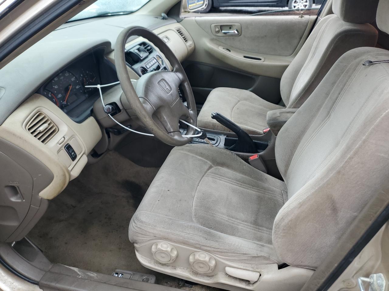 2000 Honda Accord Lx VIN: JHMCG5643YC004908 Lot: 90290985