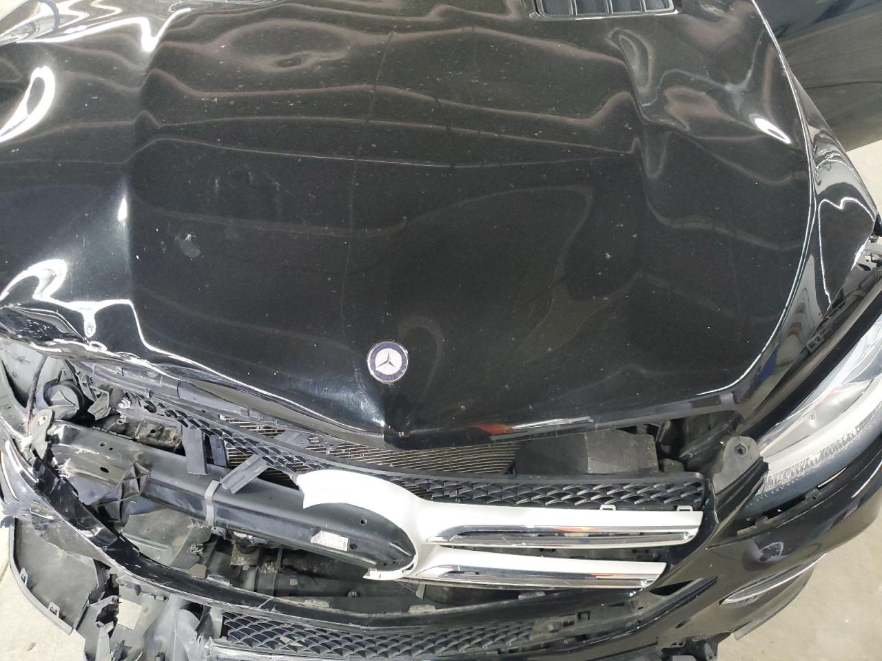 Фото: 4JGDA5HB8HA863499