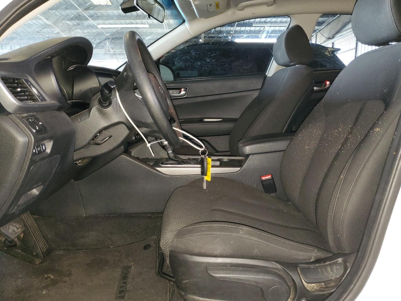2020 Kia Optima Lx VIN: 5XXGT4L33LG388136 Lot: 84756495