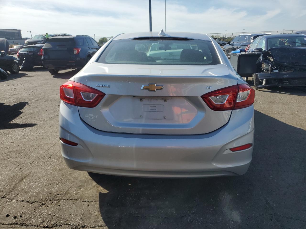 2017 Chevrolet Cruze Lt VIN: 1G1BE5SM2H7112818 Lot: 84474925