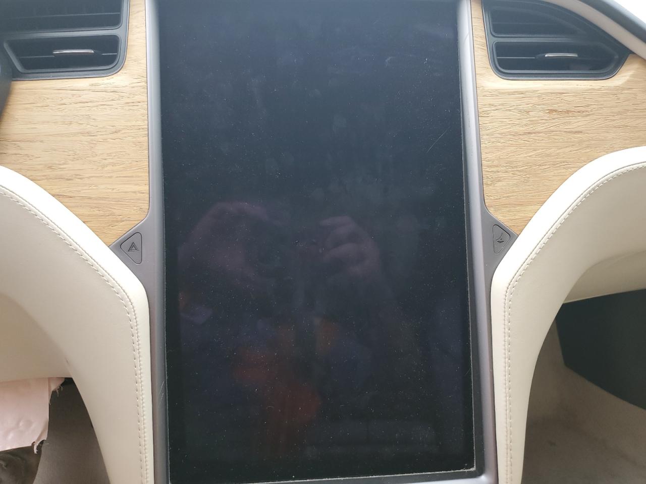 2018 Tesla Model S VIN: 5YJSA1E27JF284834 Lot: 85002635