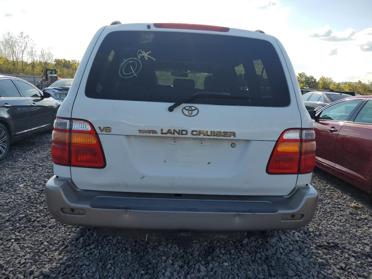 2000 Toyota Land Cruiser VIN: JT3HT05J4Y0085811 Lot: 84778935