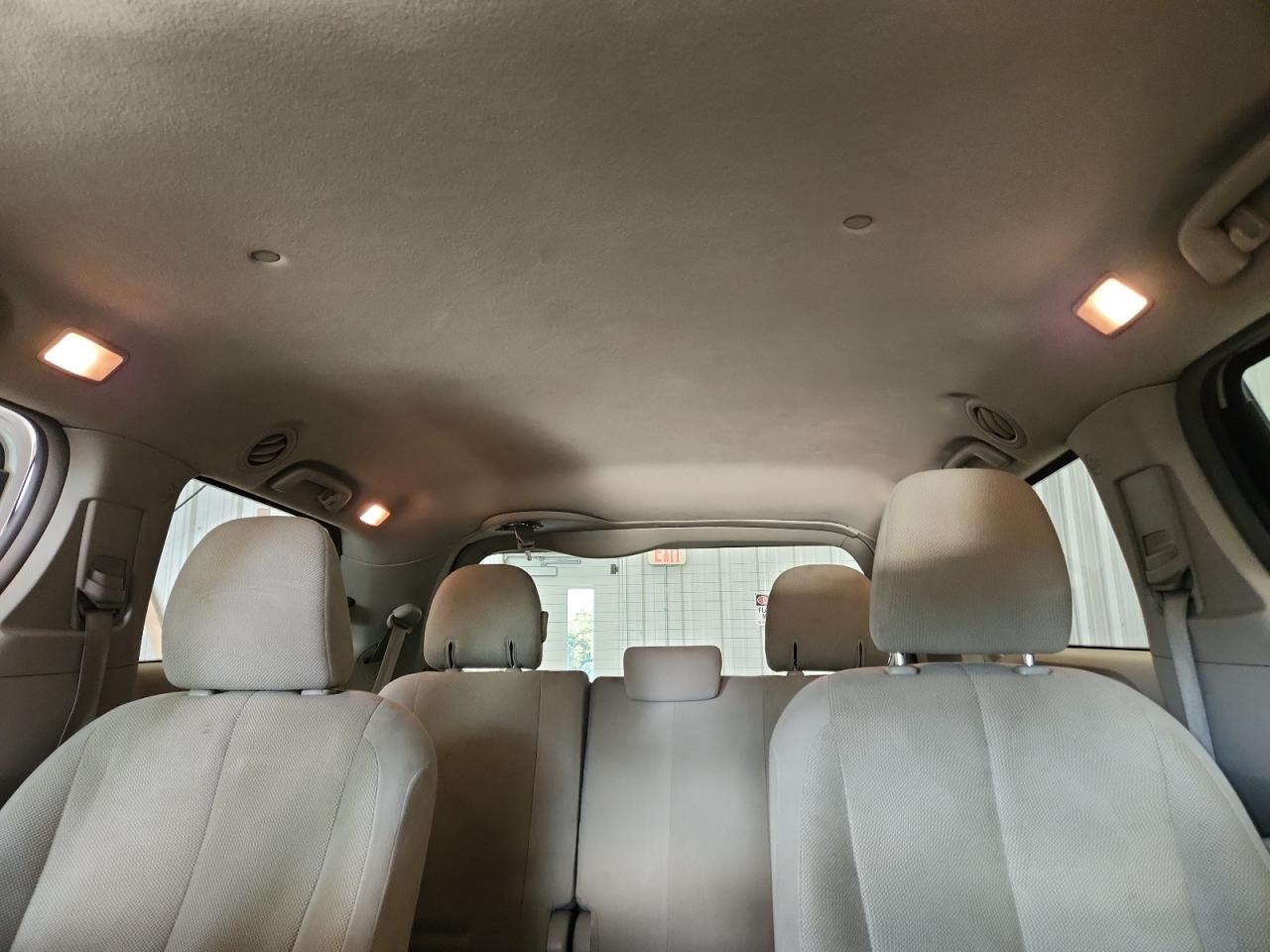 2012 Toyota Sienna Base VIN: 5TDKA3DC1CS010775 Lot: 85138615