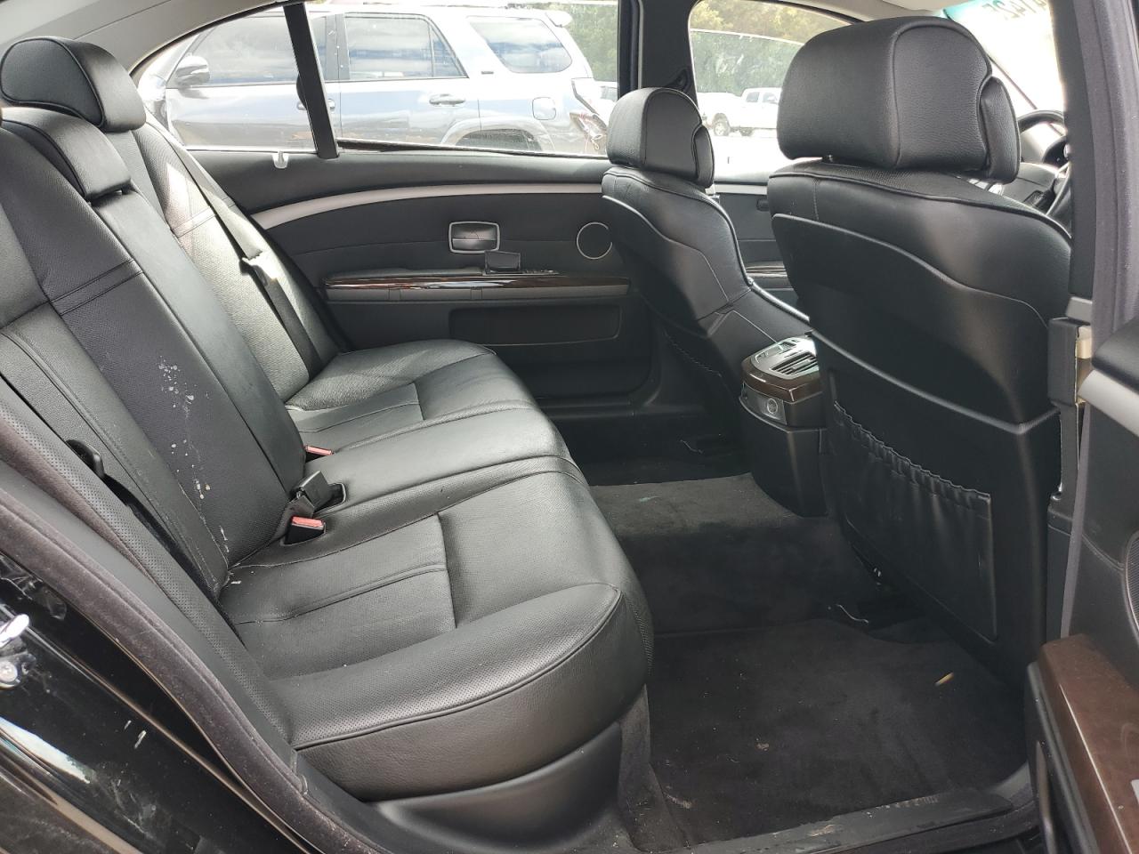 2007 BMW 750 VIN: WBAHN83517DT71341 Lot: 85541425