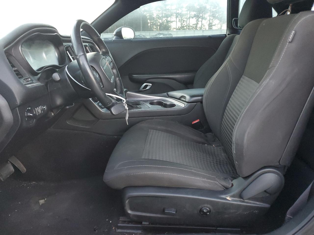 2016 Dodge Challenger Sxt VIN: 2C3CDZAG6GH352558 Lot: 82221015