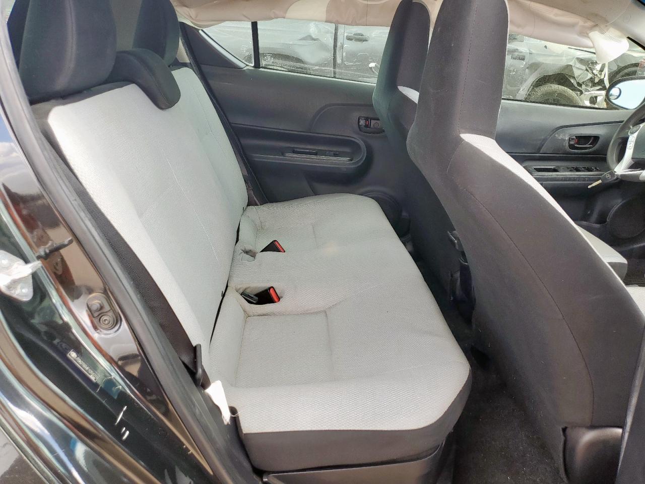 2015 Toyota Prius C VIN: JTDKDTB34F1094215 Lot: 82215205