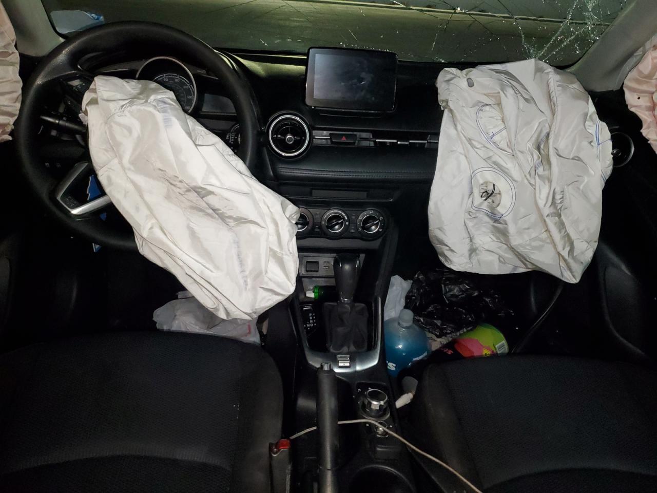 2020 Toyota Yaris L VIN: 3MYDLBYVXLY704819 Lot: 86749605