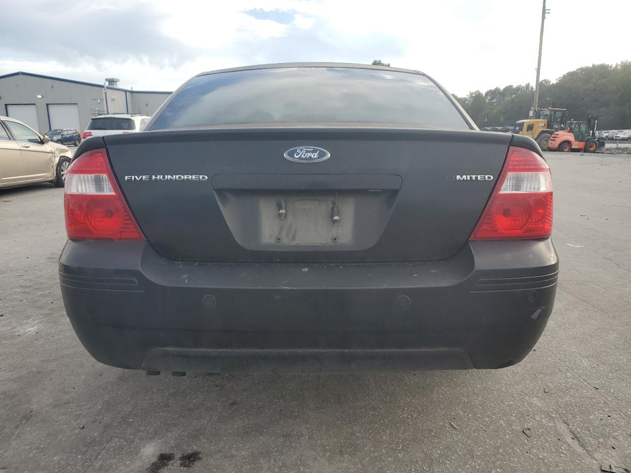 2005 Ford Five Hundred Limited VIN: 1FAHP25125G102058 Lot: 81969815