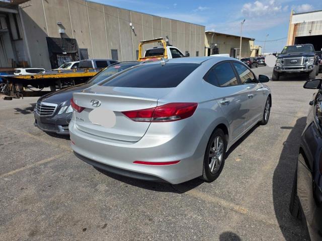 Седаны HYUNDAI ELANTRA 2017 Серебристый