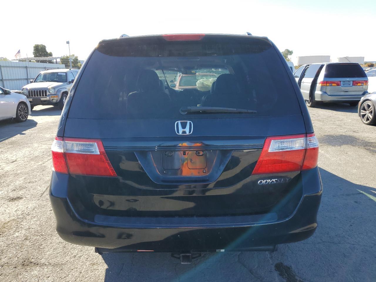 2005 Honda Odyssey Exl VIN: 5FNRL38765B120573 Lot: 86184895