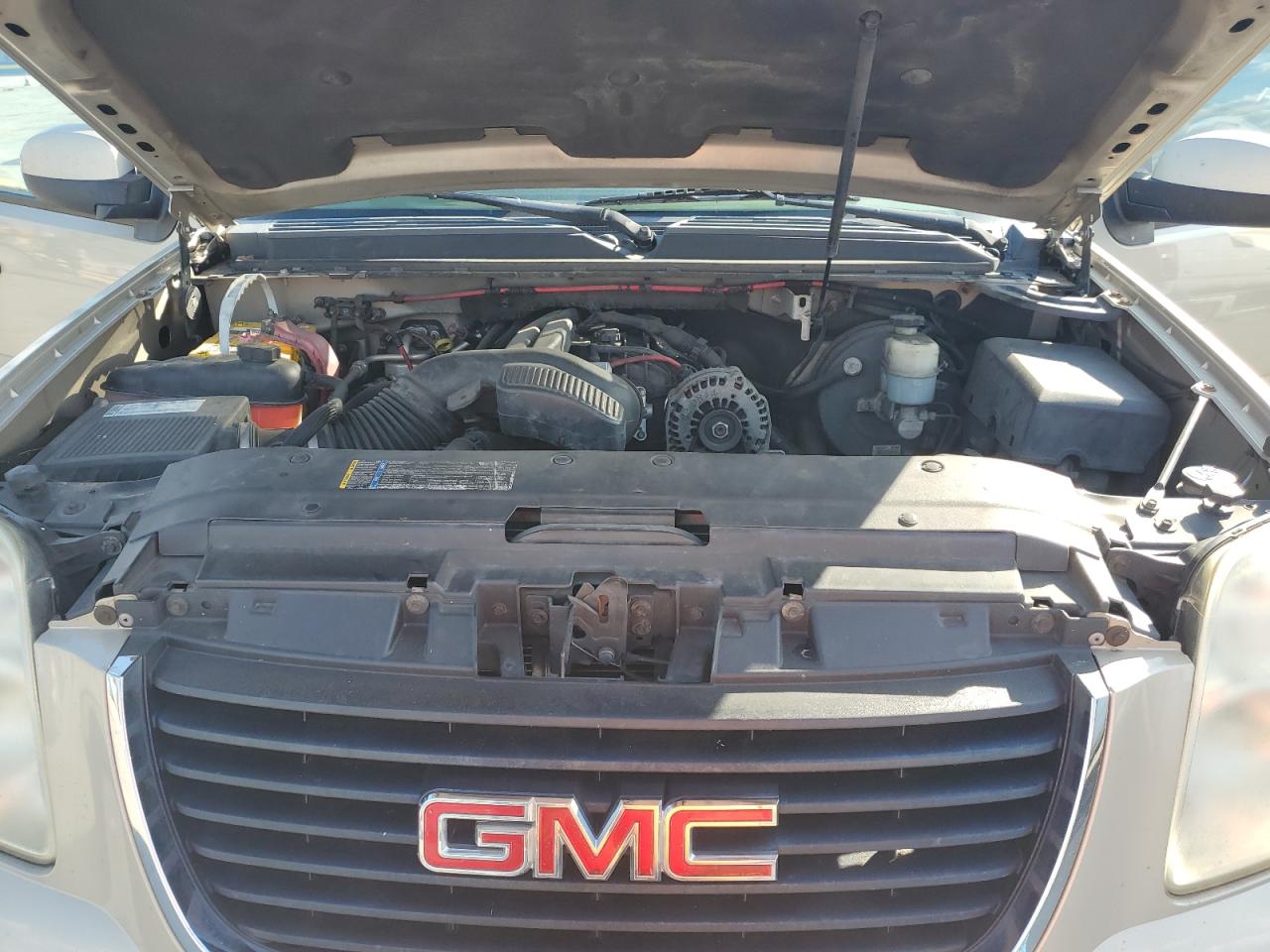 2008 GMC Yukon Xl C1500 VIN: 1GKFC16018J204556 Lot: 85324475