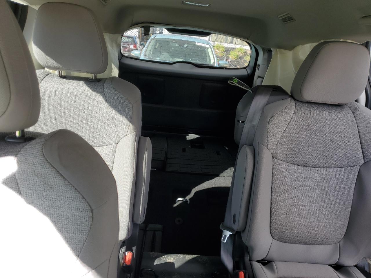 2022 Toyota Sienna Le VIN: 5TDKRKEC1NS111366 Lot: 89430885