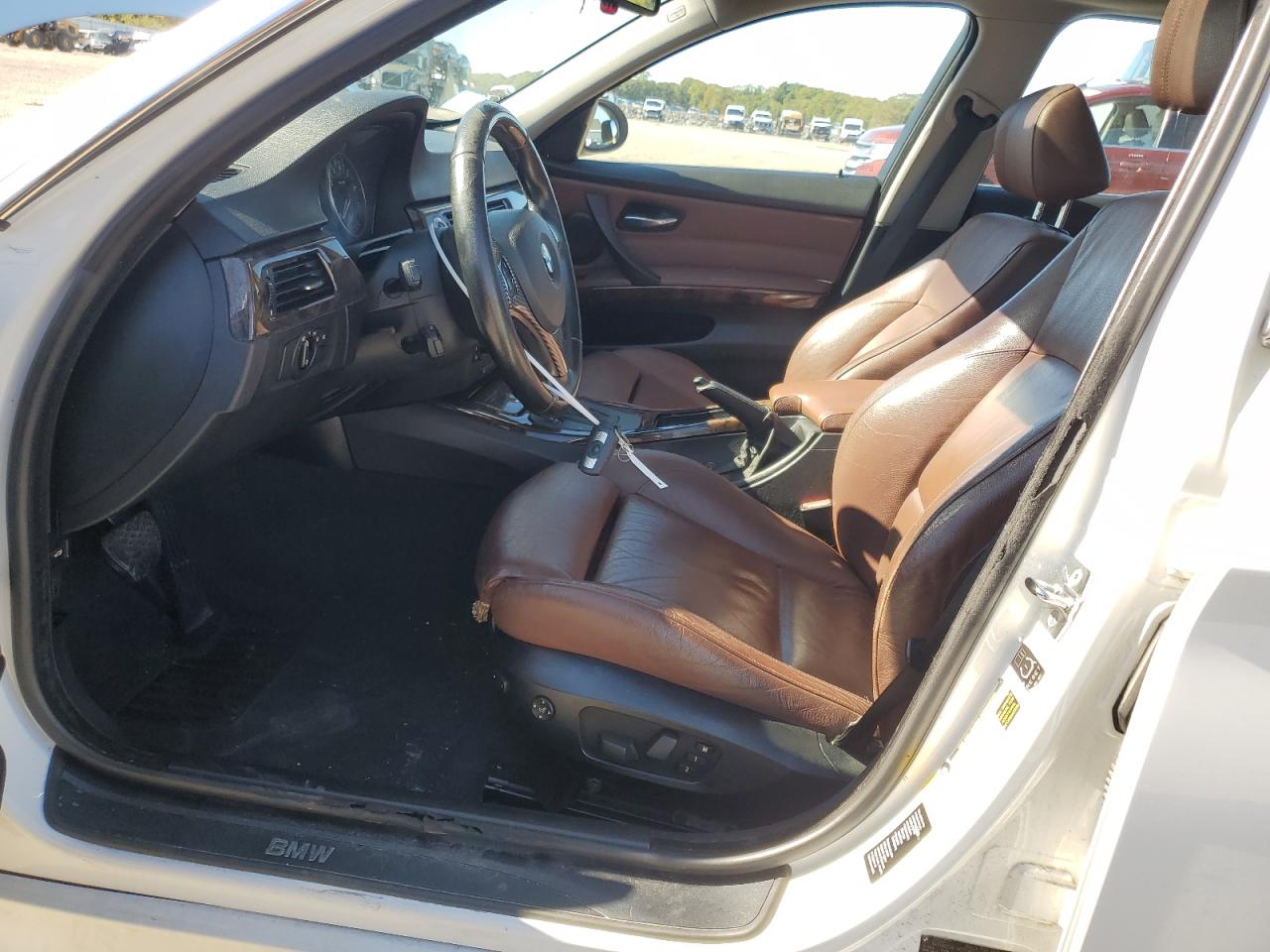 2006 BMW 330 I VIN: WBAVB33596PS17701 Lot: 86074485