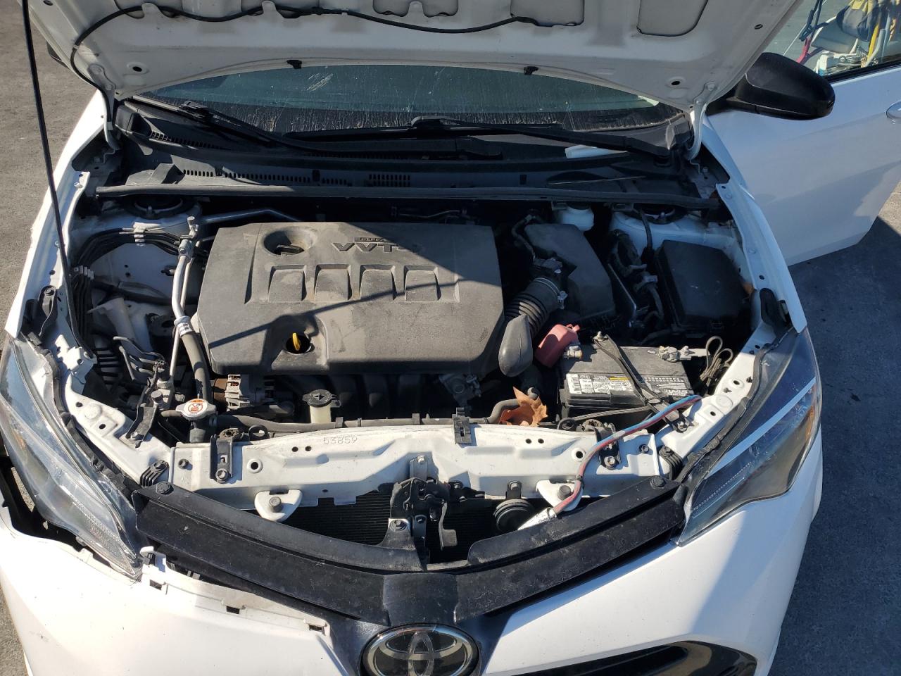 2018 Toyota Corolla L VIN: 2T1BURHE0JC075676 Lot: 85409465