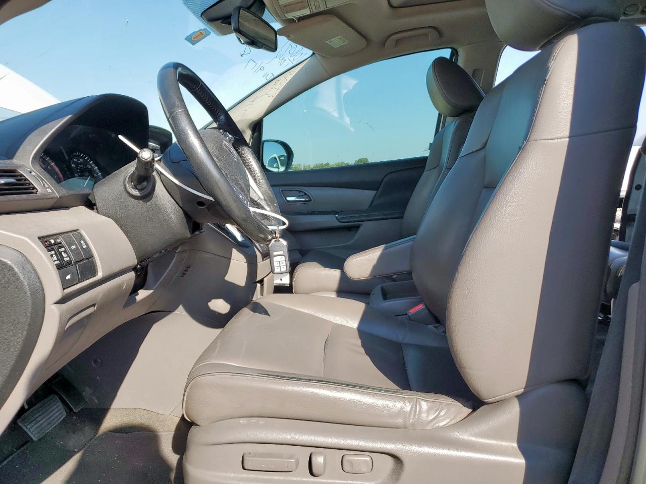 2016 Honda Odyssey Exl VIN: 5FNRL5H69GB085923 Lot: 82109785