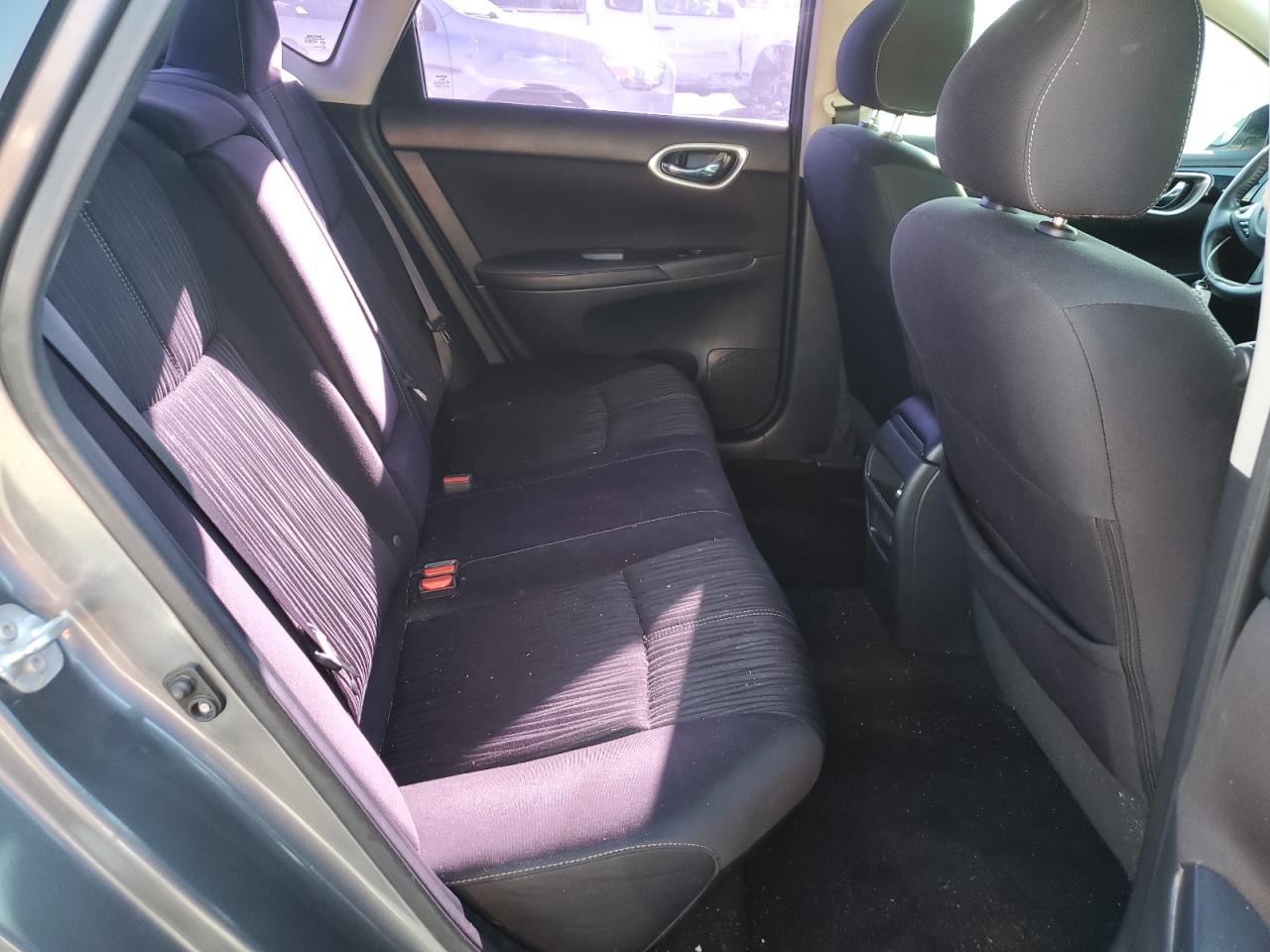 2017 Nissan Sentra S VIN: 3N1AB7AP1HL672153 Lot: 82370255