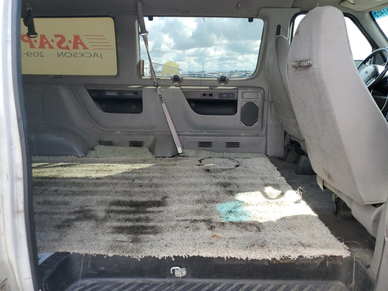 2001 Ford Econoline E350 Super Duty Wagon VIN: 1FBSS31S91HA29444 Lot: 86081465