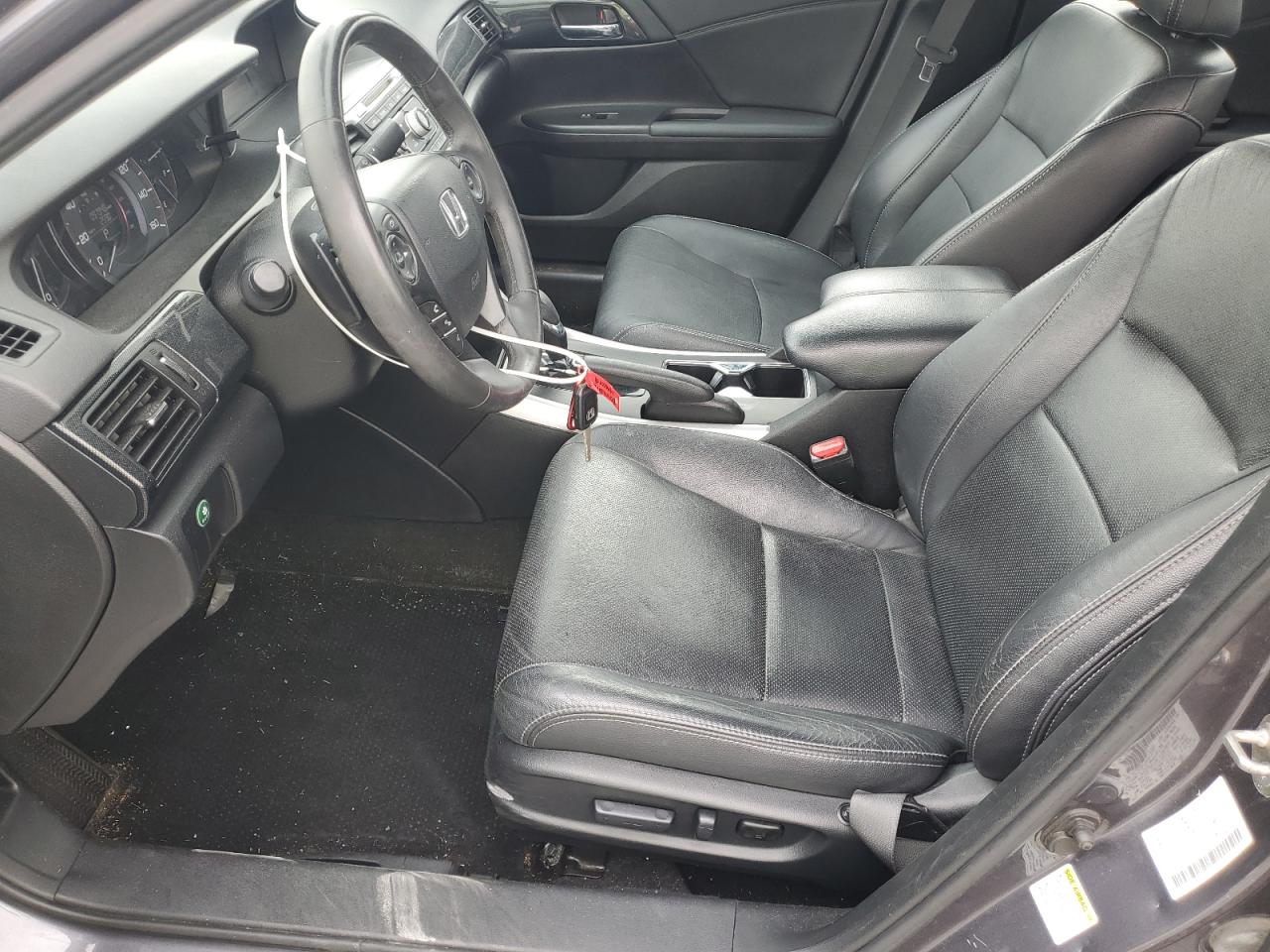 2014 Honda Accord Sport VIN: 1HGCR2F5XEA120487 Lot: 81983875