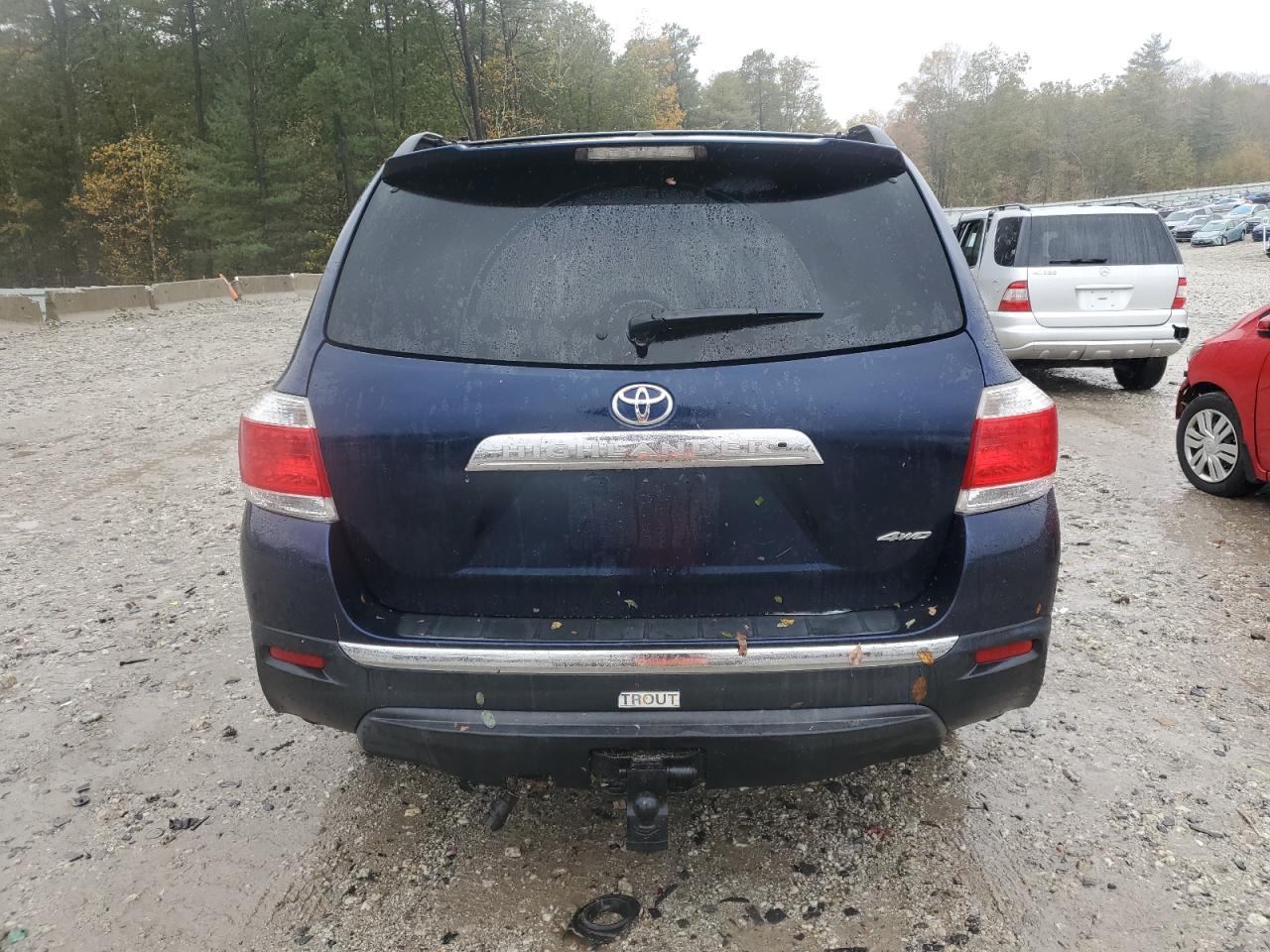 2012 Toyota Highlander Base VIN: 5TDBK3EH8CS106961 Lot: 85508275
