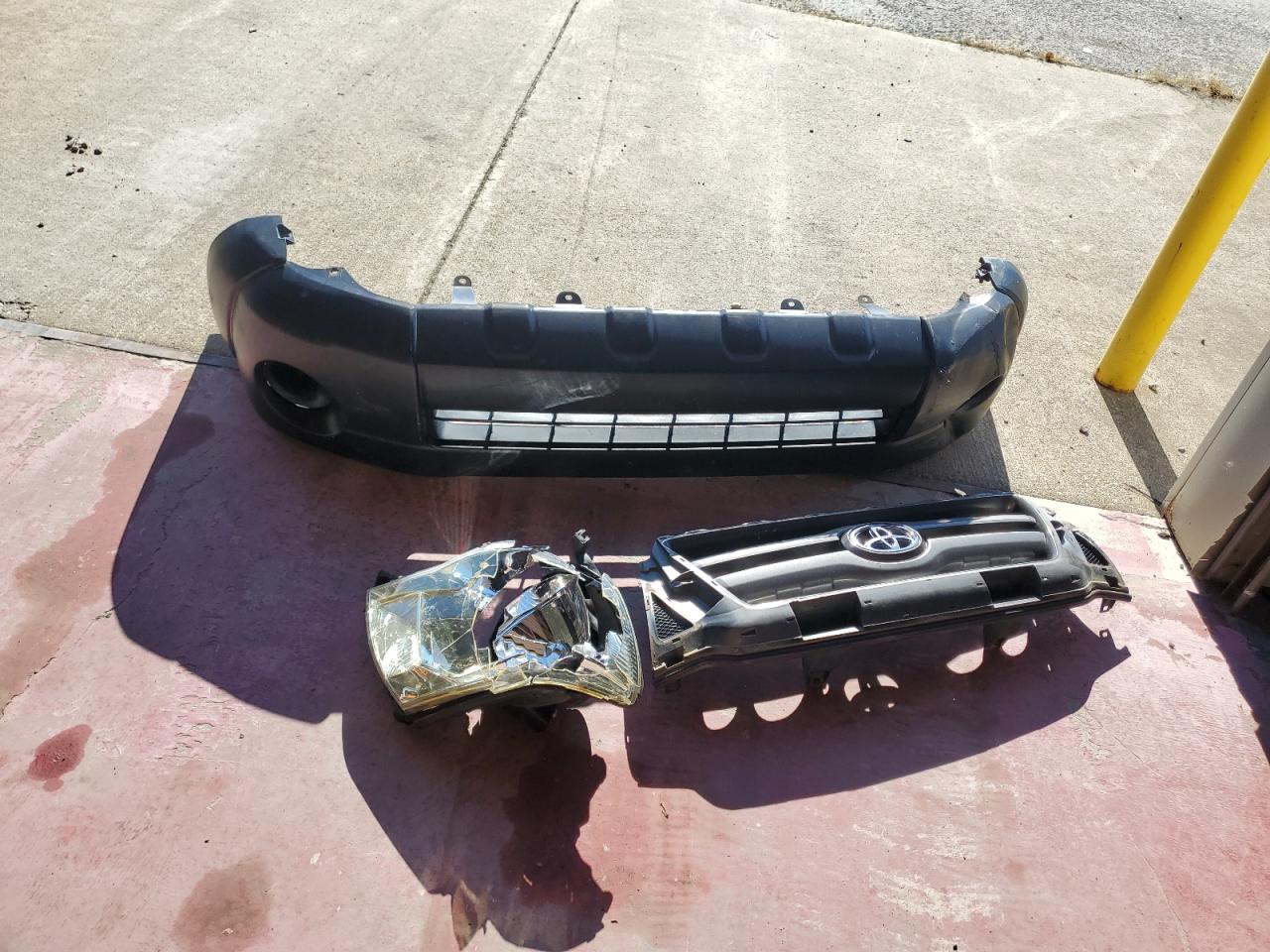 2010 Toyota Tacoma VIN: 5TEPX4EN8AZ703627 Lot: 85477035