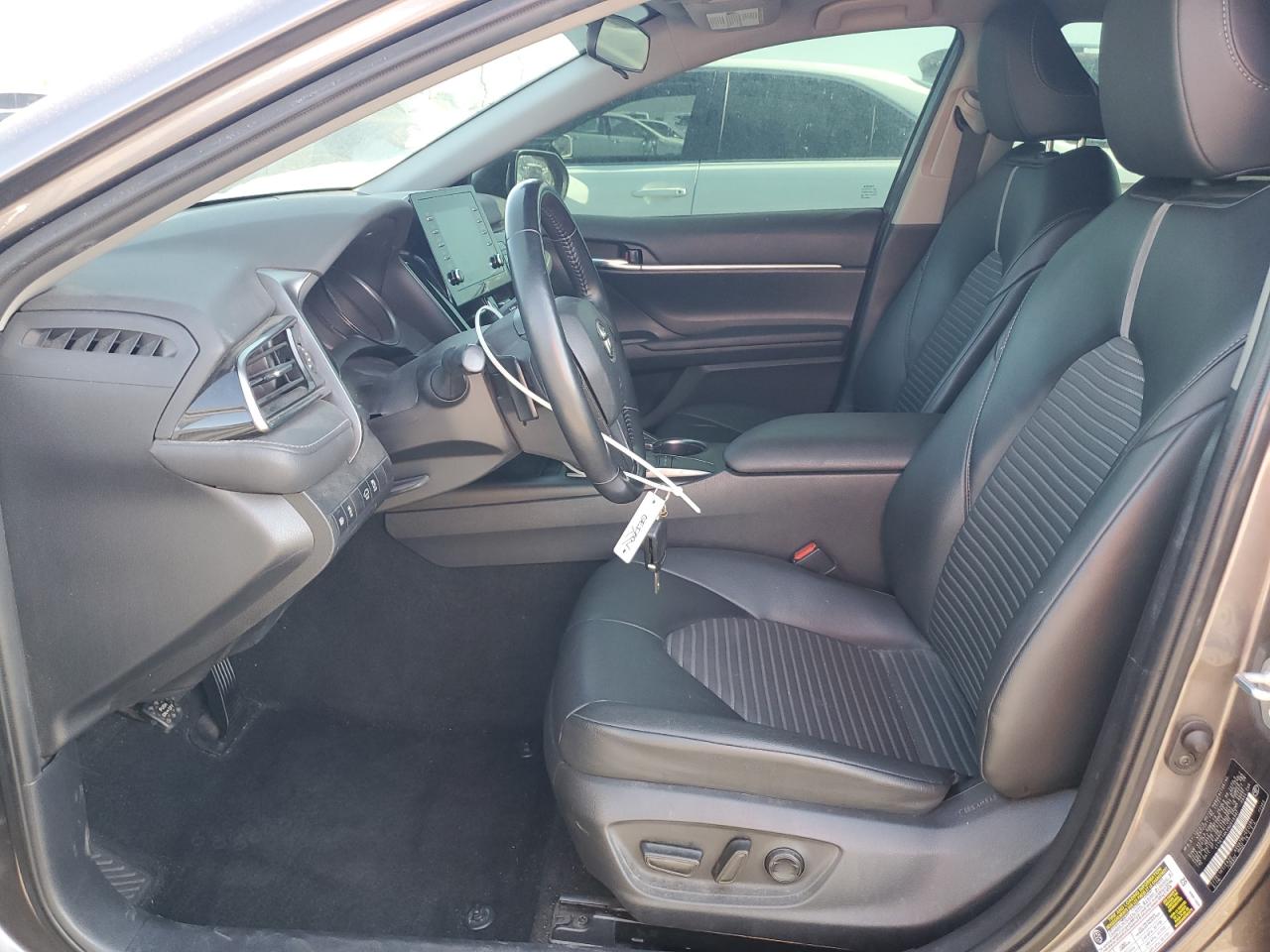 2022 Toyota Camry Se VIN: 4T1G11AKXNU646997 Lot: 84061255