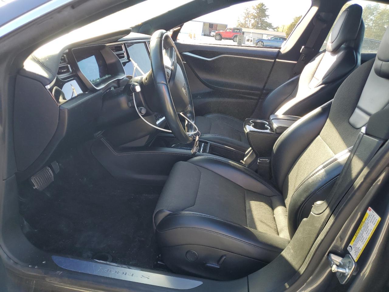 2017 Tesla Model S VIN: 5YJSA1E2XHF211354 Lot: 87066255