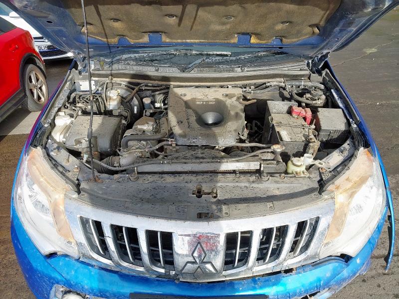 2016 MITSUBISHI L200 DOUBLE CAB DI-D 178 TITAN 4WD