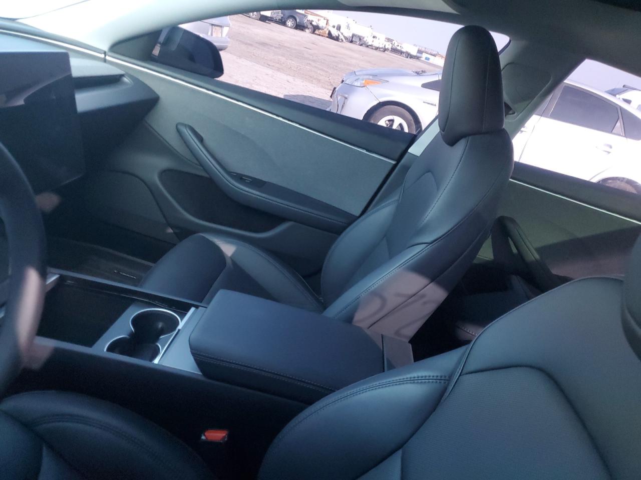 2024 Tesla Model 3 VIN: 5YJ3E1EAXRF871055 Lot: 85954065