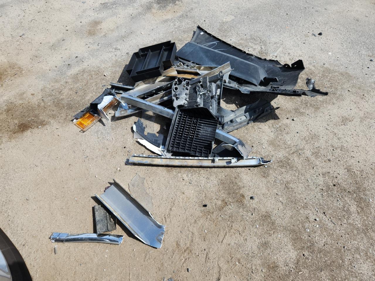 2024 Chevrolet Tahoe K1500 Premier VIN: 1GNSKSKD0RR324189 Lot: 82344625