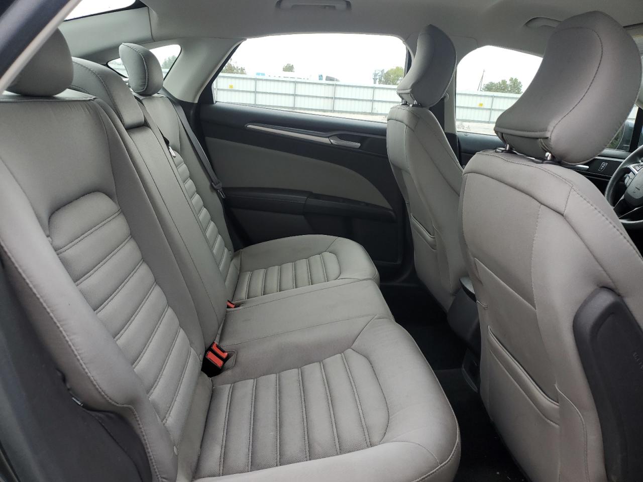 2015 Ford Fusion S VIN: 3FA6P0G76FR287190 Lot: 84584375