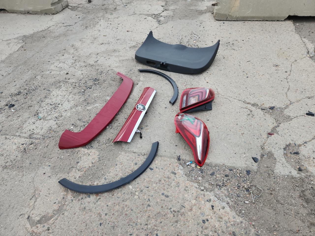 2019 Buick Encore Essence VIN: KL4CJGSM9KB864131 Lot: 89704535