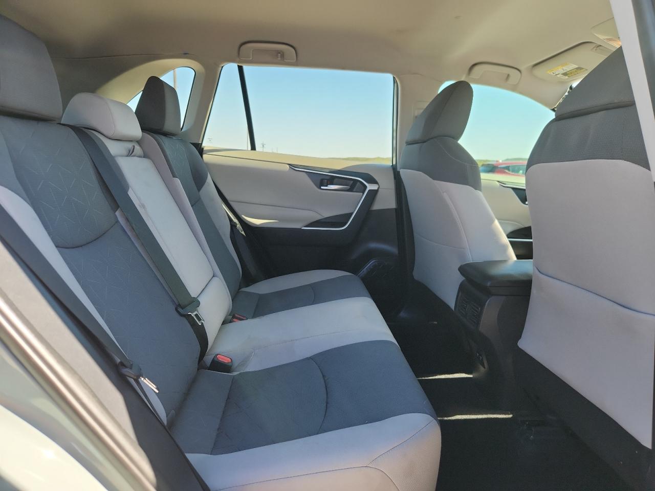 2020 Toyota Rav4 Xle VIN: 2T3W1RFV5LW090468 Lot: 89519565